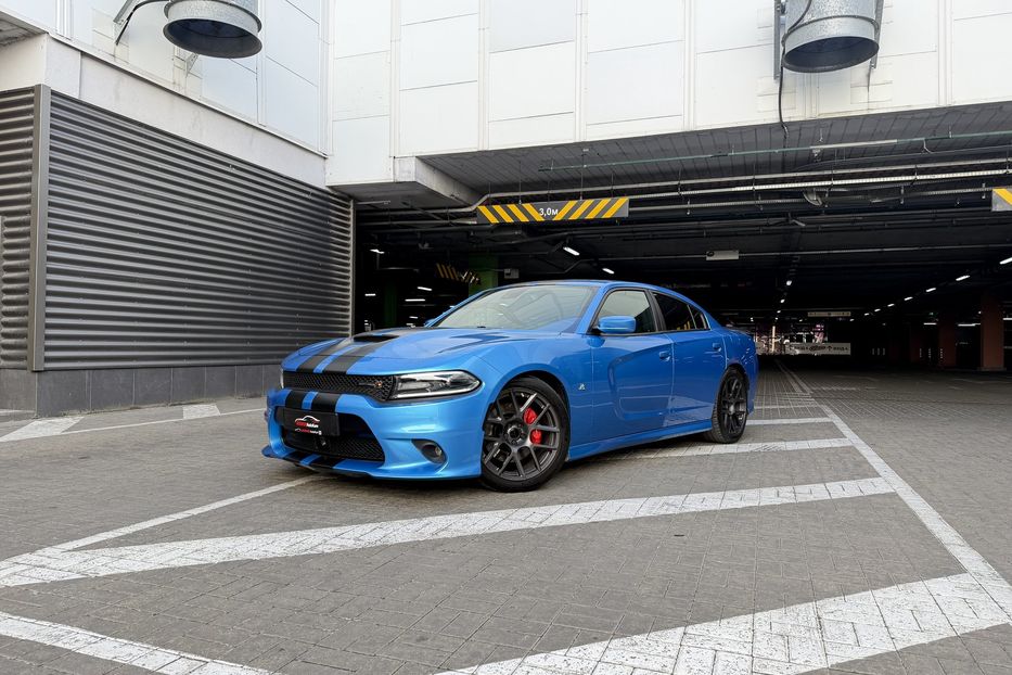 Продам Dodge Charger Scat Pack 392 Hemi AT 2015 года в Киеве
