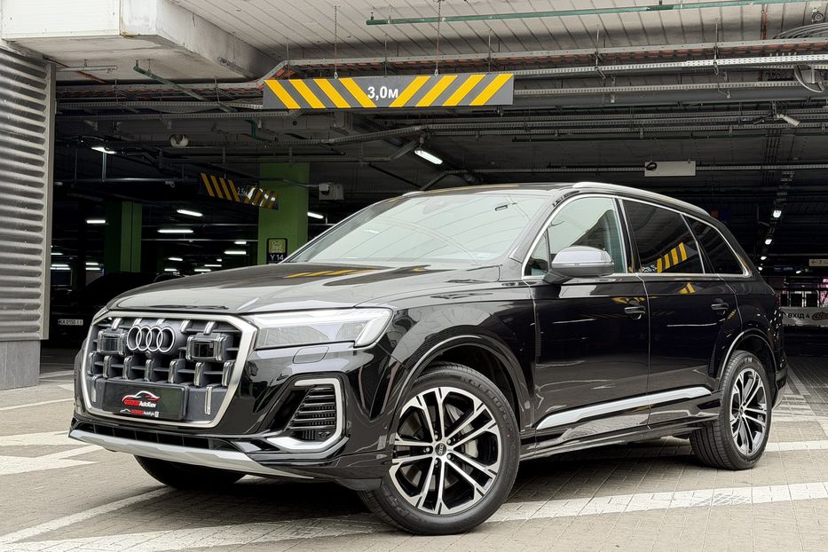 Продам Audi Q7 55 TFSi Quattro Premium Plus 2024 года в Киеве