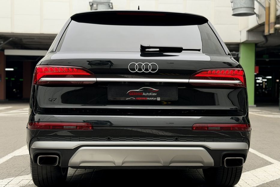 Продам Audi Q7 55 TFSi Quattro Premium Plus 2024 года в Киеве