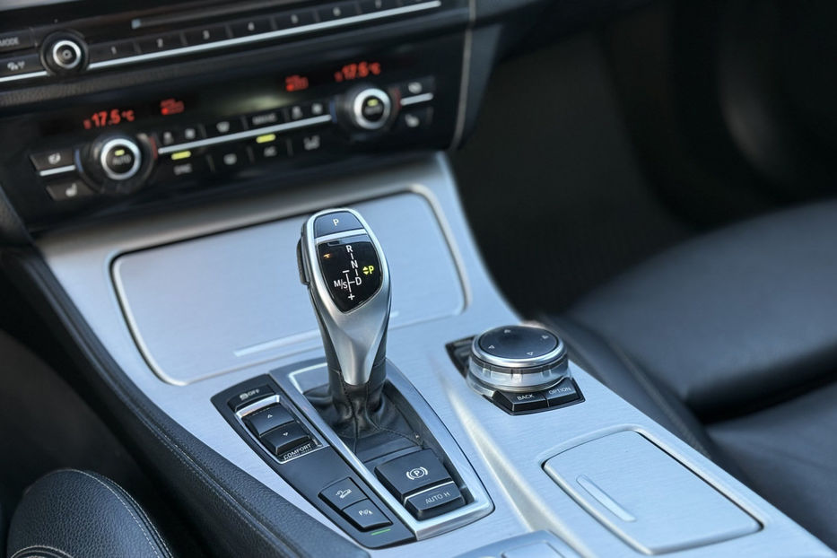 Продам BMW 530 530d  AT (258 к.с.) xDrive 2016 года в Киеве