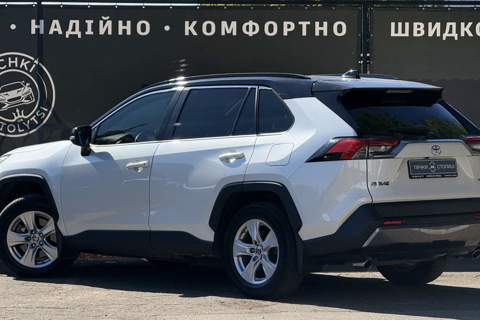 Продам Toyota Rav 4 2.0i CVT (173 к.с.) 2020 года в Киеве