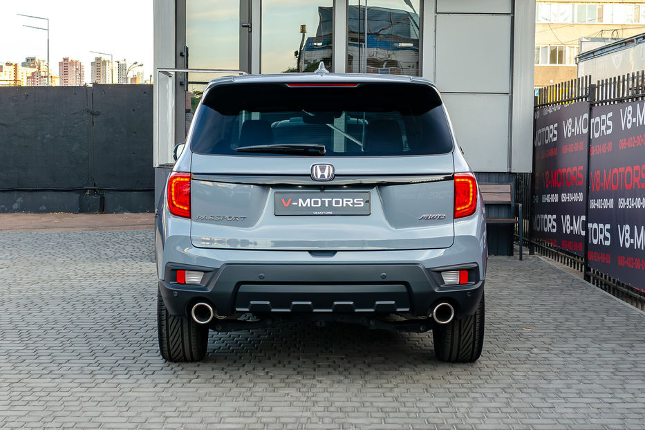Продам Honda Passport AWD V6 3.5L 2024 года в Киеве