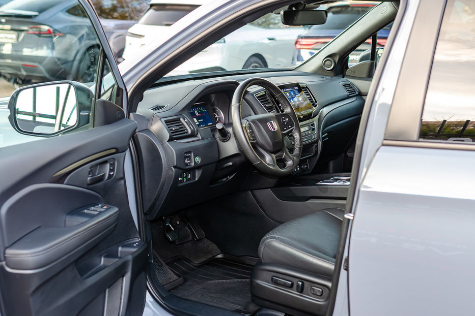 Продам Honda Passport AWD V6 3.5L 2024 года в Киеве