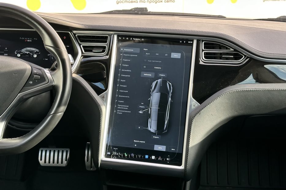 Продам Tesla Model S 2014 года в Луцке