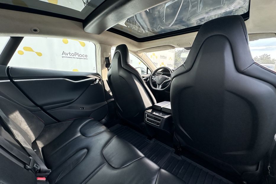 Продам Tesla Model S 2014 года в Луцке
