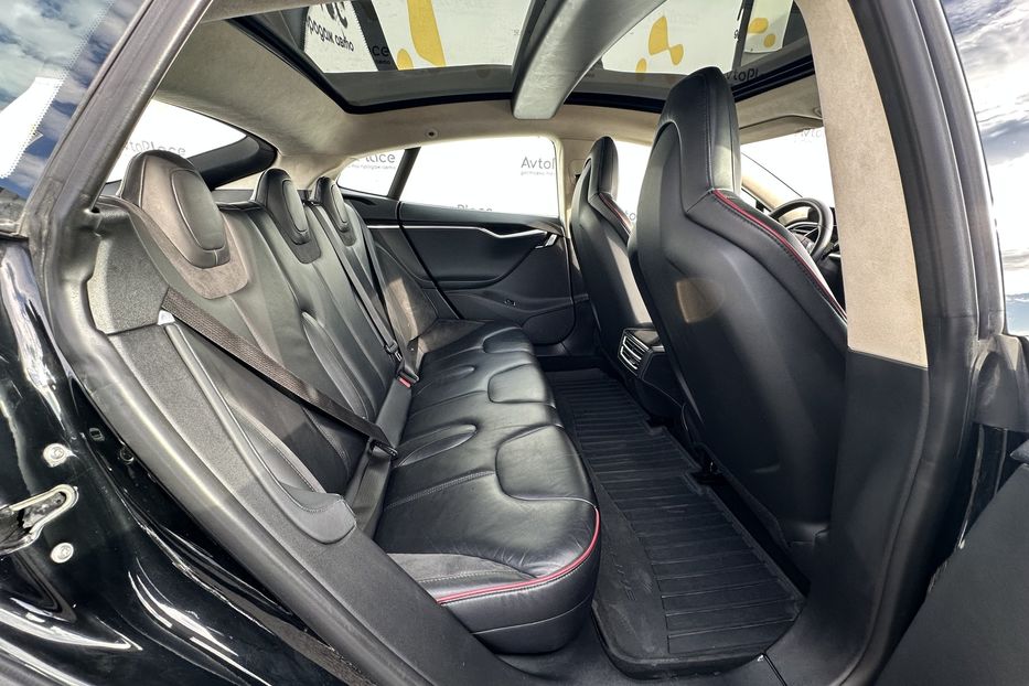 Продам Tesla Model S 2014 года в Луцке