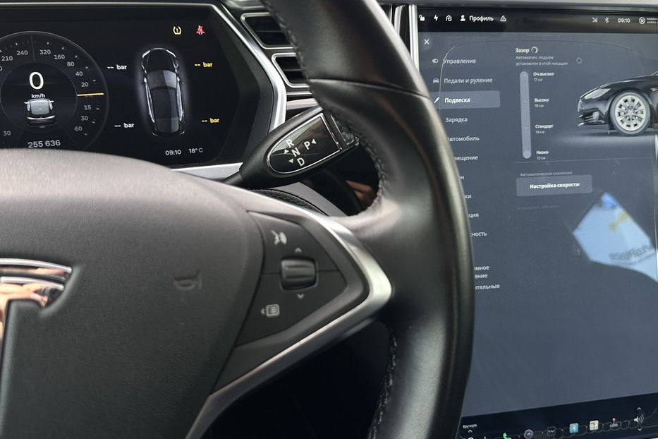Продам Tesla Model S 2014 года в Луцке