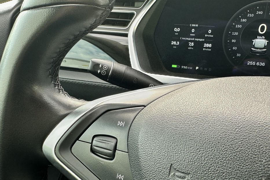 Продам Tesla Model S 2014 года в Луцке
