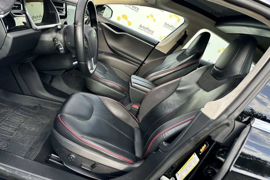 Продам Tesla Model S 2014 года в Луцке