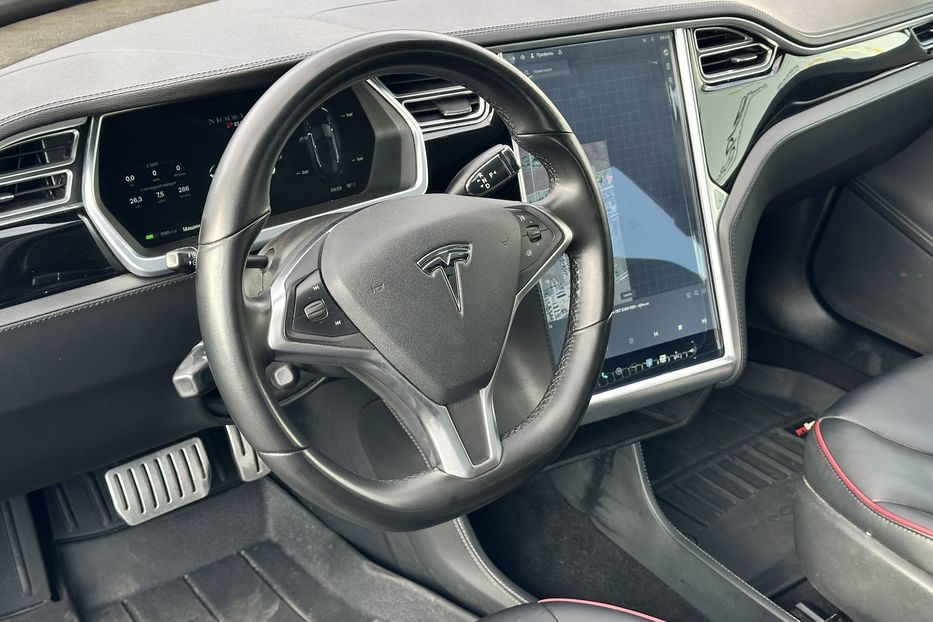 Продам Tesla Model S 2014 года в Луцке