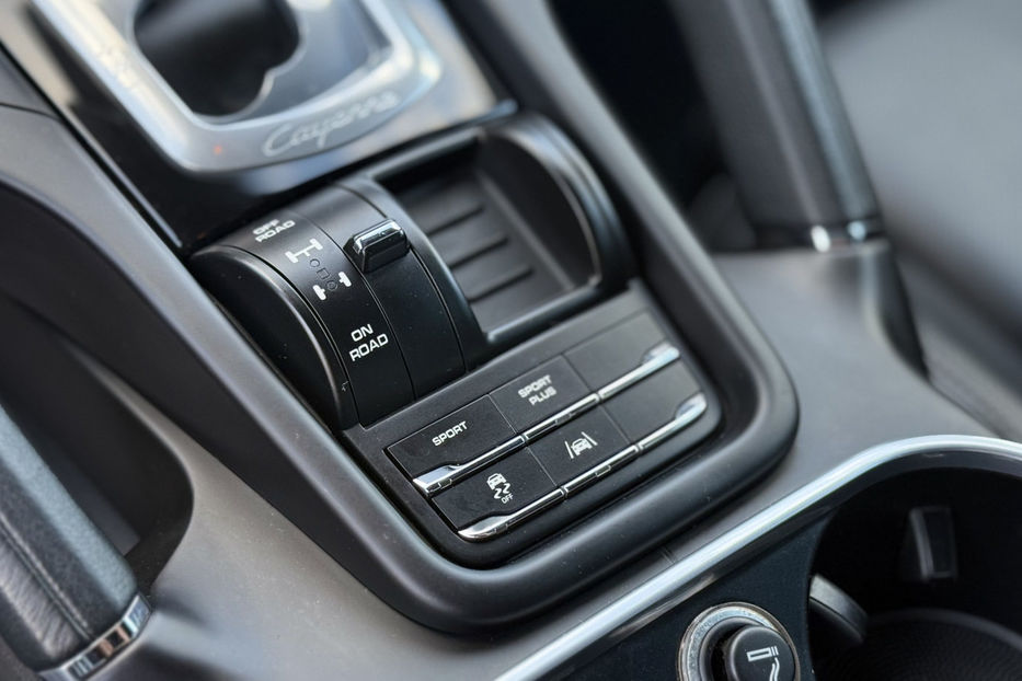 Продам Porsche Cayenne Platinum Edition 2015 года в Киеве
