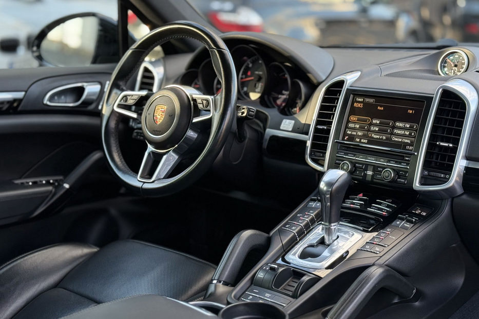 Продам Porsche Cayenne Platinum Edition 2015 года в Киеве