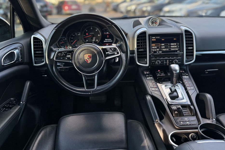Продам Porsche Cayenne Platinum Edition 2015 года в Киеве