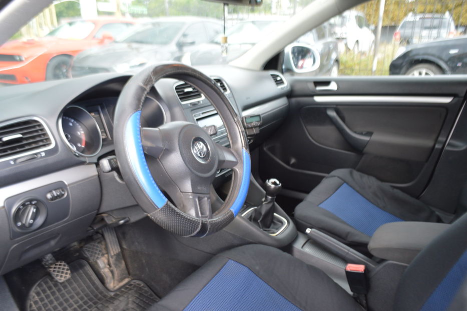 Продам Volkswagen Golf  Sportsvan 2010 года в Одессе