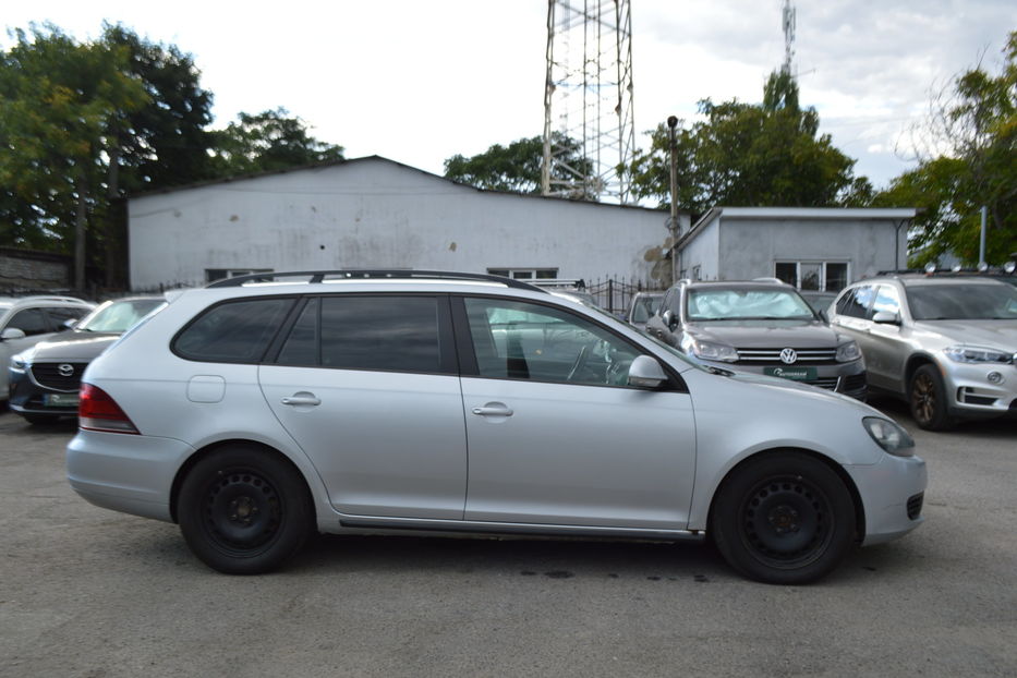 Продам Volkswagen Golf  Sportsvan 2010 года в Одессе