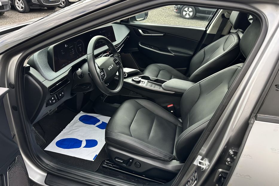 Продам Kia EV6 77 квт 2024 года в Луцке