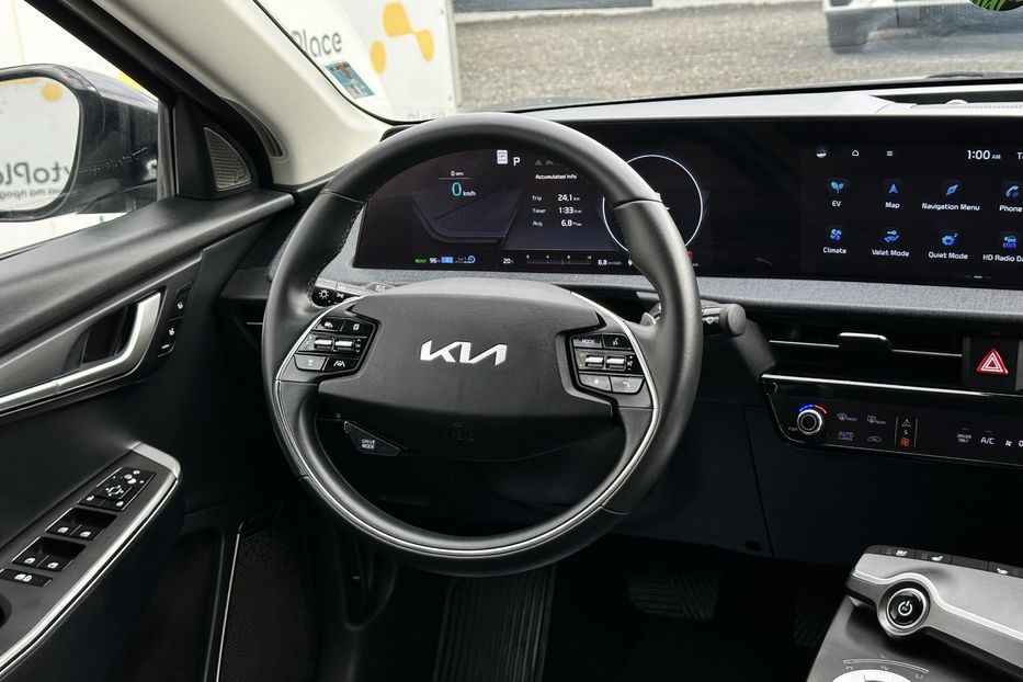 Продам Kia EV6 77 квт 2024 года в Луцке
