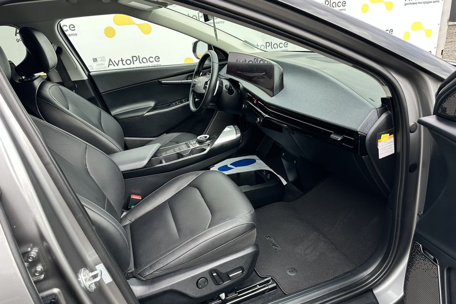 Продам Kia EV6 77 квт 2024 года в Луцке