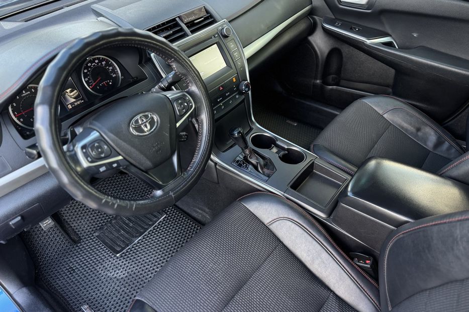 Продам Toyota Camry XV50 (FL) COMIS 2017 года в г. Умань, Черкасская область