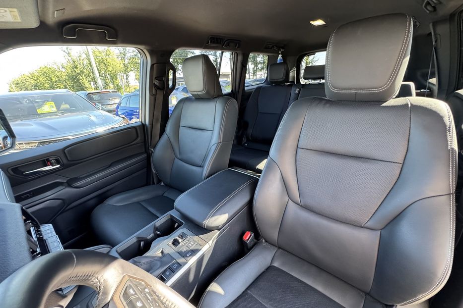Продам Toyota Land Cruiser Prado 250 2025 года в г. Умань, Черкасская область