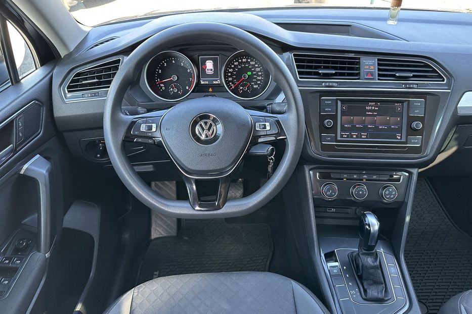 Продам Volkswagen Tiguan 2017 года в Киеве