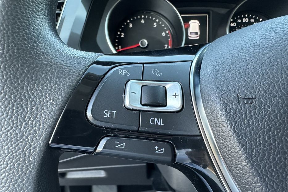 Продам Volkswagen Tiguan 2017 года в Киеве