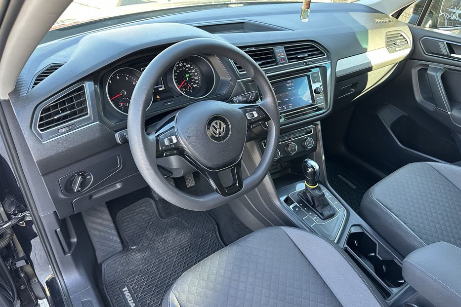 Продам Volkswagen Tiguan 2017 года в Киеве