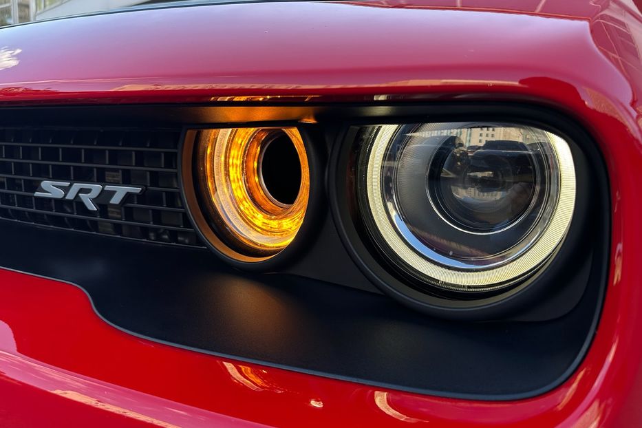 Продам Dodge Challenger SRT Hellcat 2016 года в Киеве