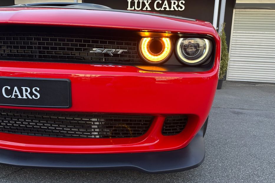 Продам Dodge Challenger SRT Hellcat 2016 года в Киеве