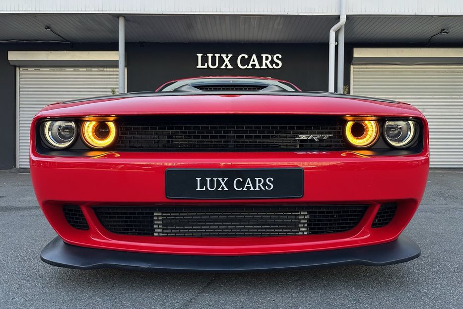 Продам Dodge Challenger SRT Hellcat 2016 года в Киеве