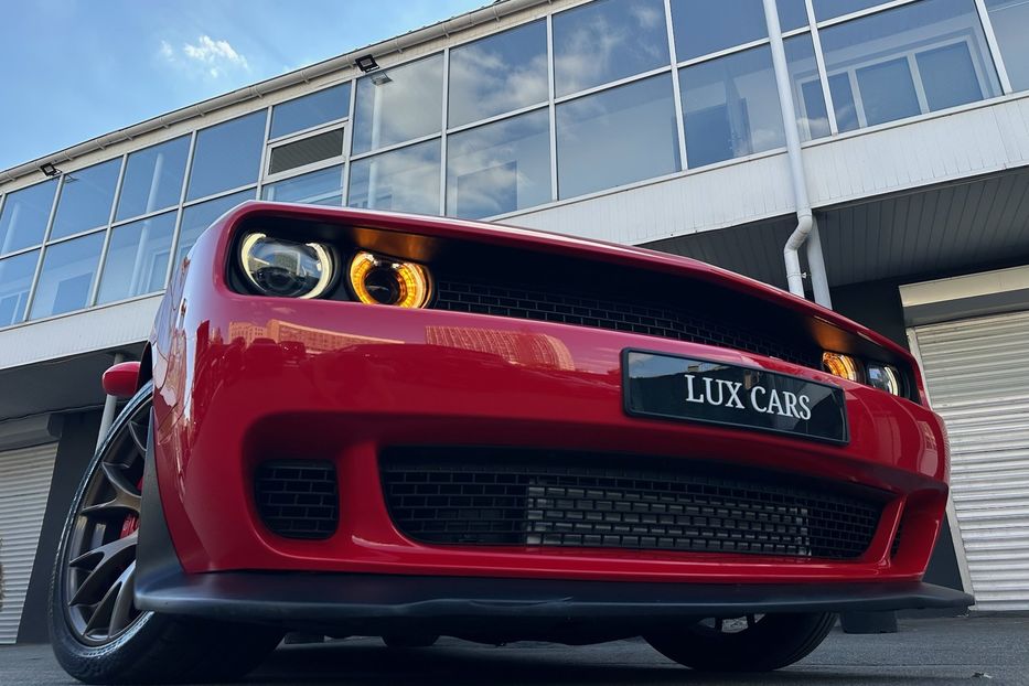 Продам Dodge Challenger SRT Hellcat 2016 года в Киеве