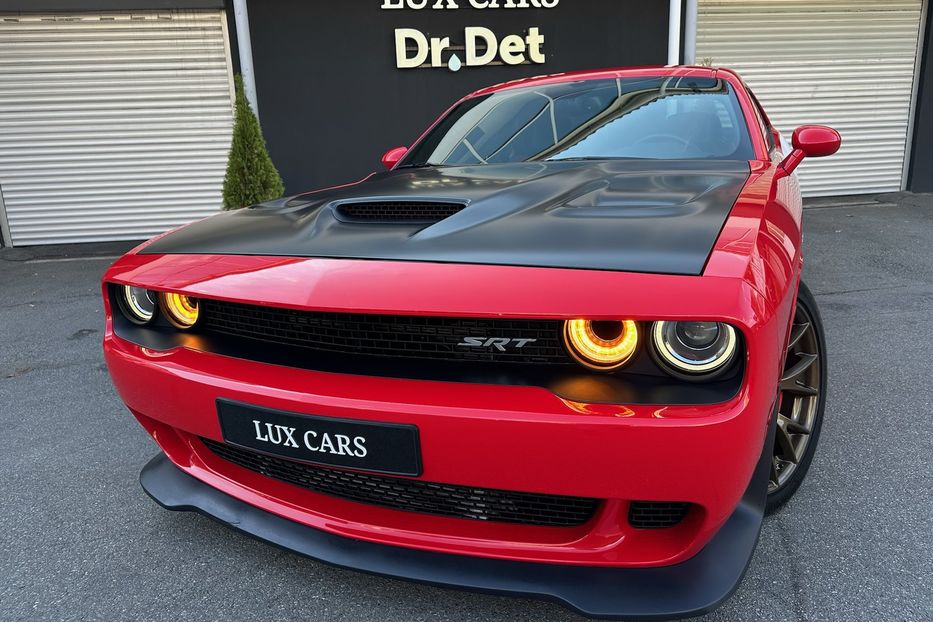 Продам Dodge Challenger SRT Hellcat 2016 года в Киеве