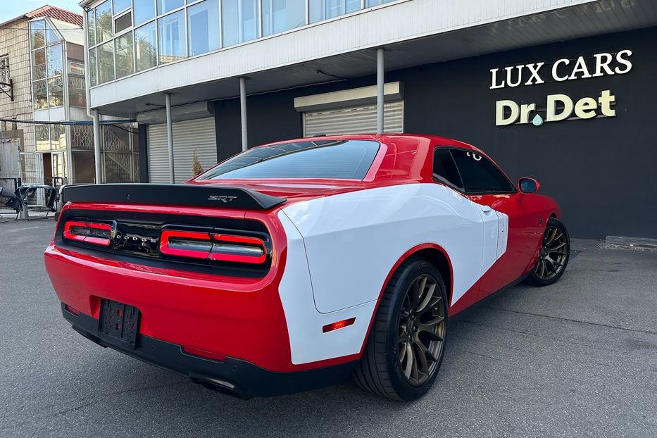 Продам Dodge Challenger SRT Hellcat 2016 года в Киеве