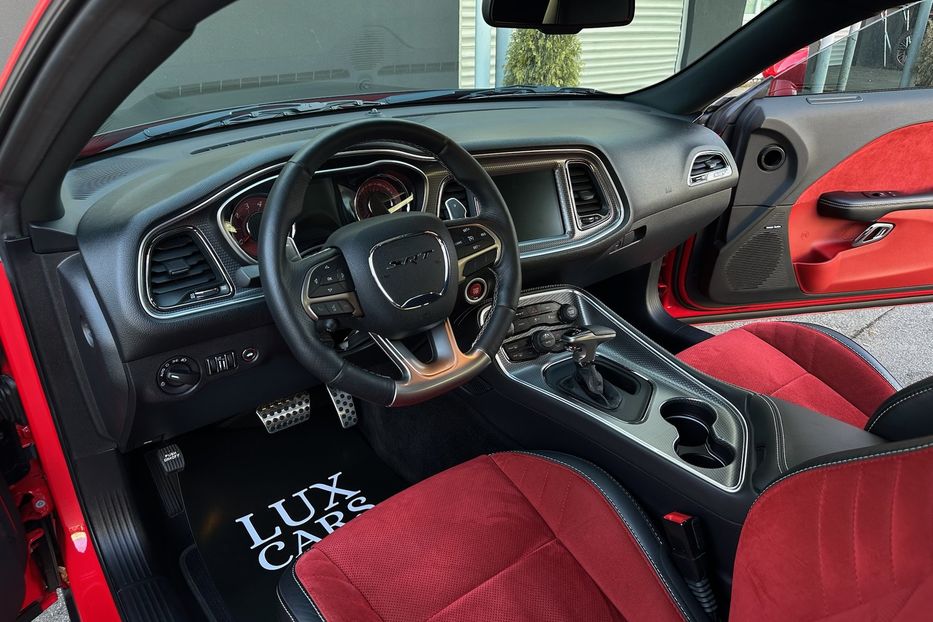 Продам Dodge Challenger SRT Hellcat 2016 года в Киеве
