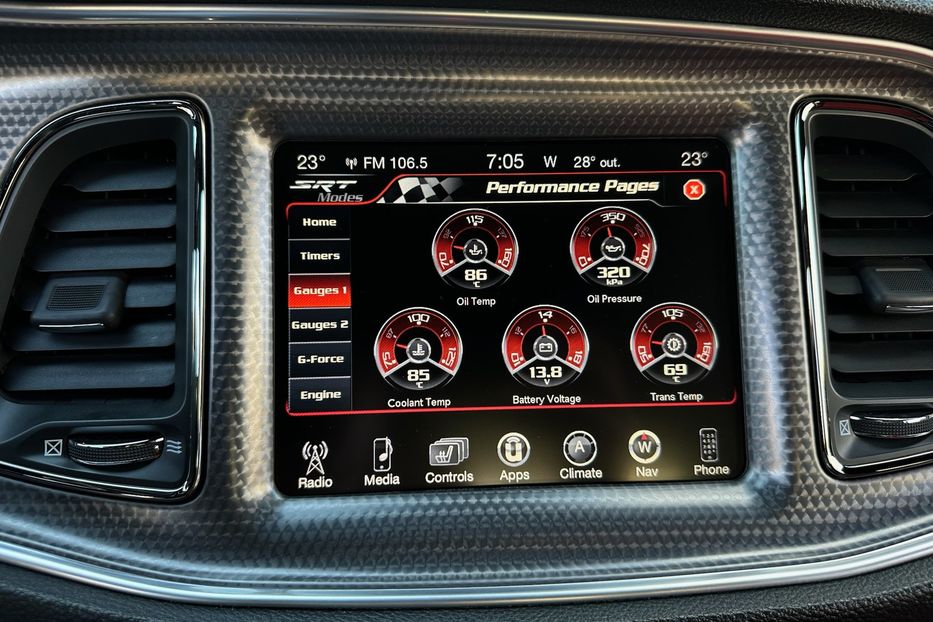Продам Dodge Challenger SRT Hellcat 2016 года в Киеве