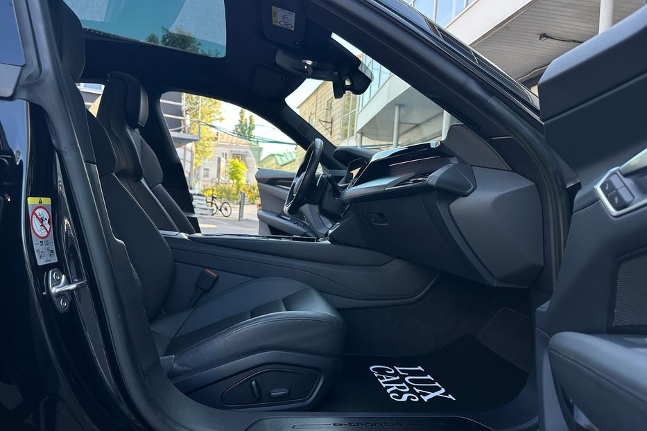 Продам Audi E-Tron GT 2022 года в Киеве