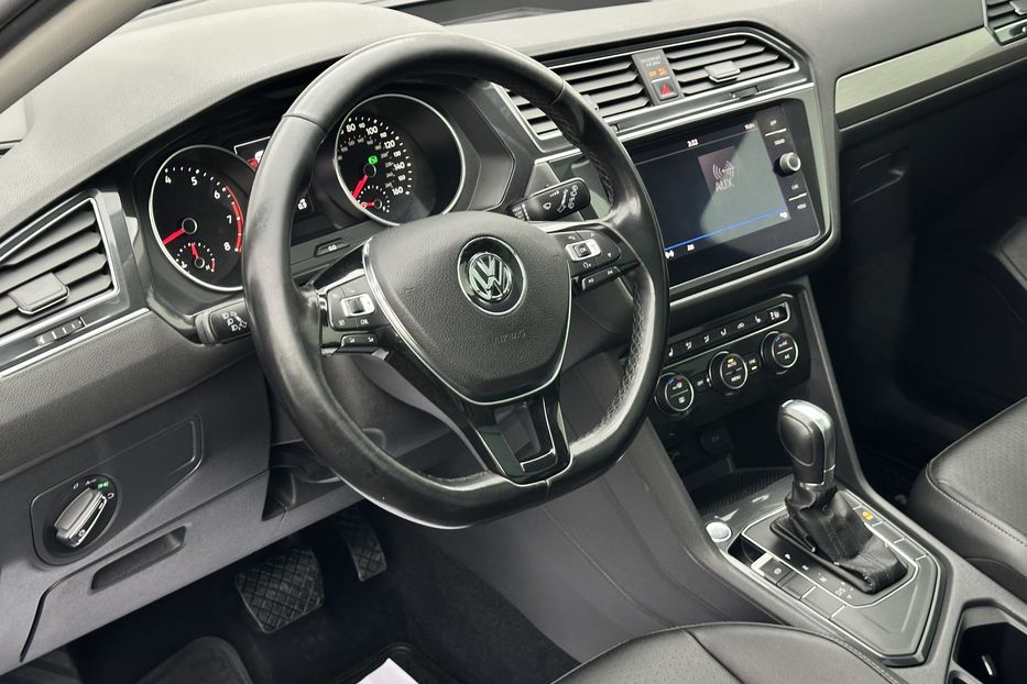 Продам Volkswagen Tiguan 7 місць 2018 года в Луцке
