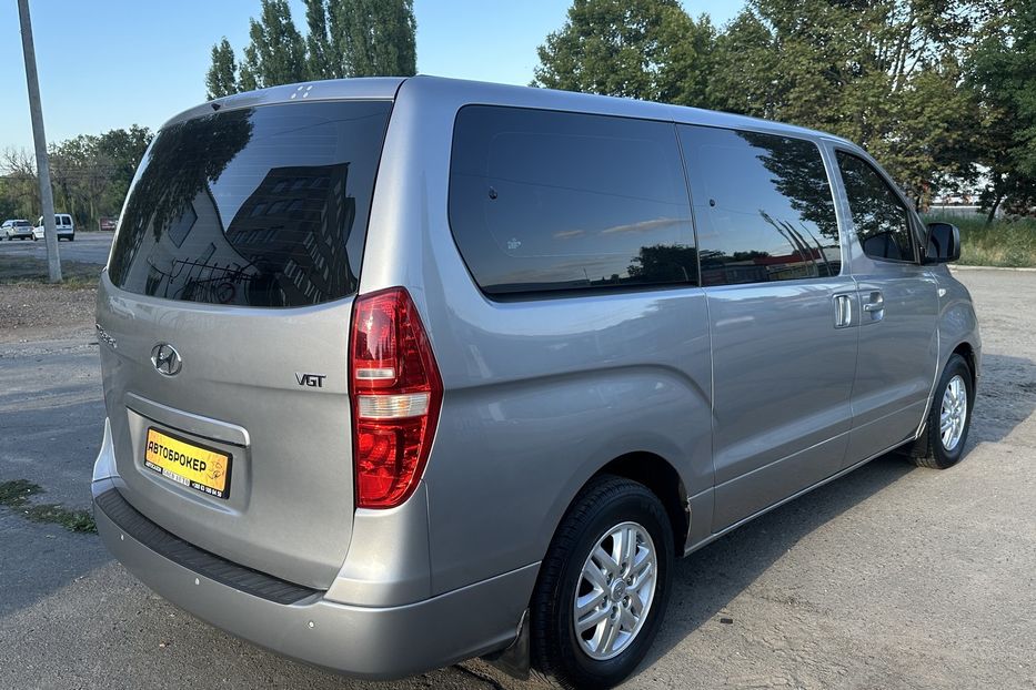 Продам Hyundai H1 пасс. Starex 2017 года в Николаеве