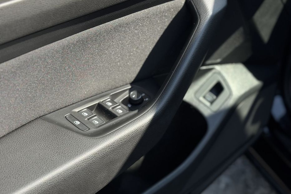 Продам Volkswagen Passat B8 COMIS  2018 года в г. Умань, Черкасская область