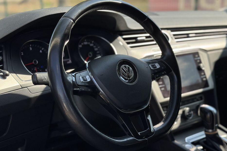 Продам Volkswagen Passat B8 COMIS  2018 года в г. Умань, Черкасская область