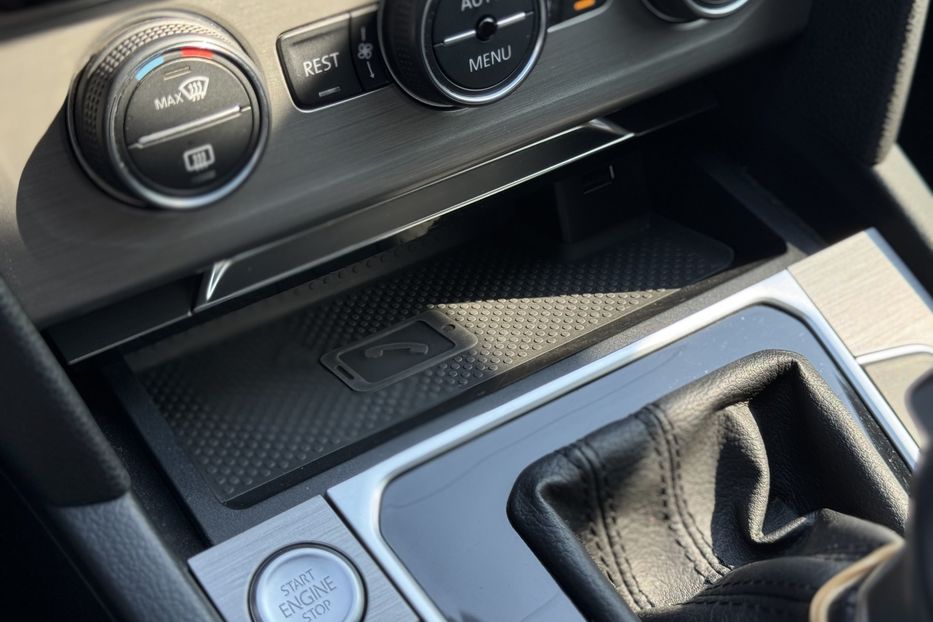 Продам Volkswagen Passat B8 COMIS  2018 года в г. Умань, Черкасская область