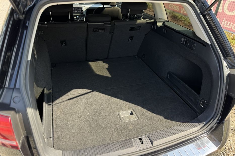Продам Volkswagen Passat B8 COMIS  2018 года в г. Умань, Черкасская область
