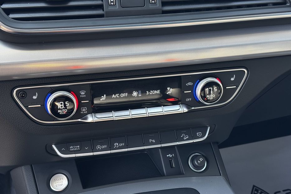 Продам Audi Q5 S-line 2021 года в Львове