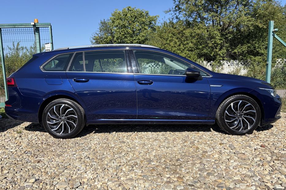 Продам Volkswagen Golf Variant 8, 2.0 TDI 150к. DCC ПІДВІСКА 2021 года в Львове