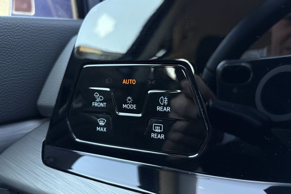 Продам Volkswagen Golf Variant 8, 2.0 TDI 150к. DCC ПІДВІСКА 2021 года в Львове