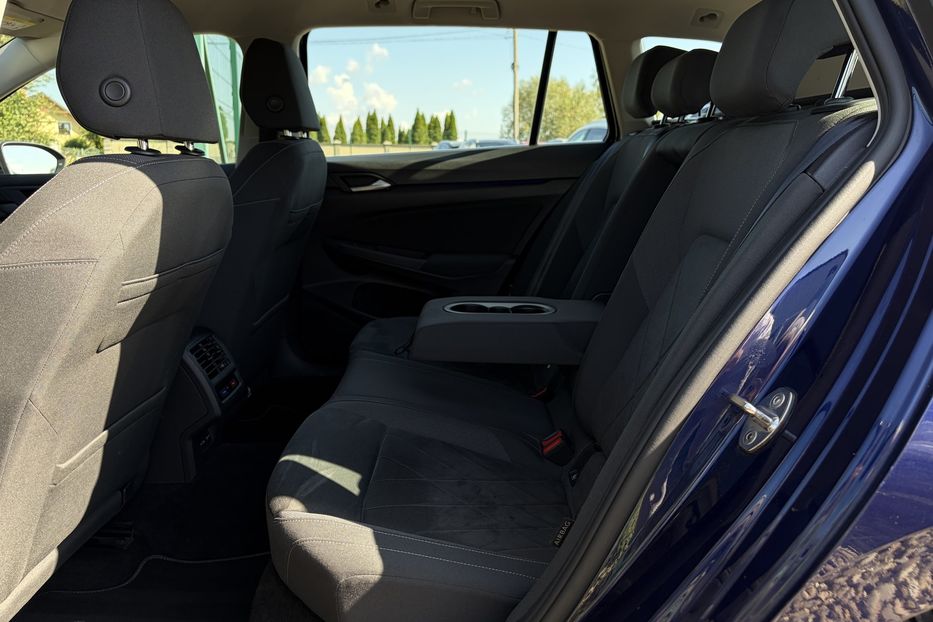 Продам Volkswagen Golf Variant 8, 2.0 TDI 150к. DCC ПІДВІСКА 2021 года в Львове
