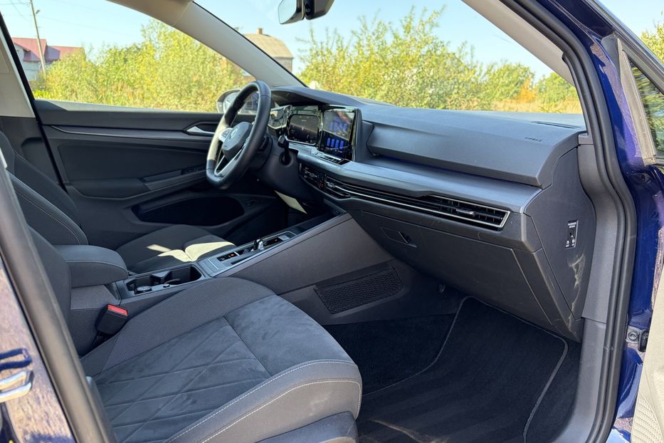 Продам Volkswagen Golf Variant 8, 2.0 TDI 150к. DCC ПІДВІСКА 2021 года в Львове