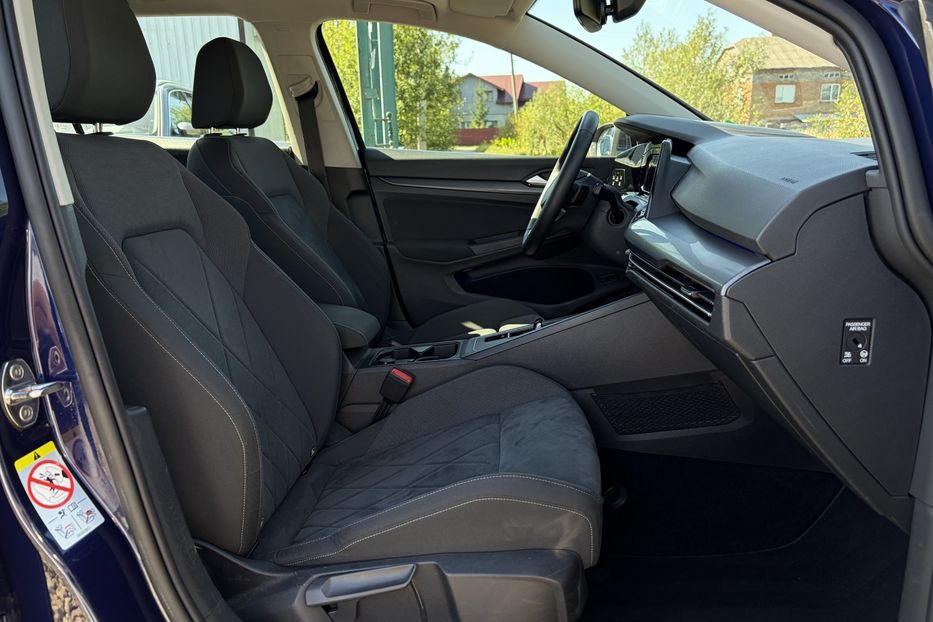 Продам Volkswagen Golf Variant 8, 2.0 TDI 150к. DCC ПІДВІСКА 2021 года в Львове