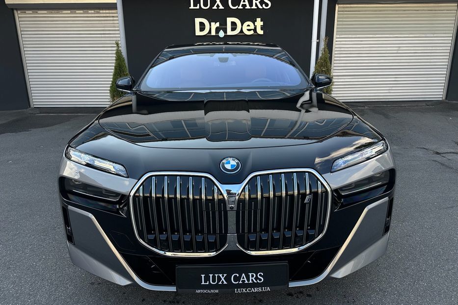 Продам BMW 760 I7 2024 года в Киеве