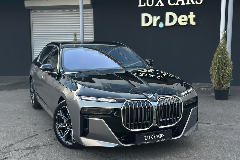 Продам BMW 760 I7 2024 года в Киеве